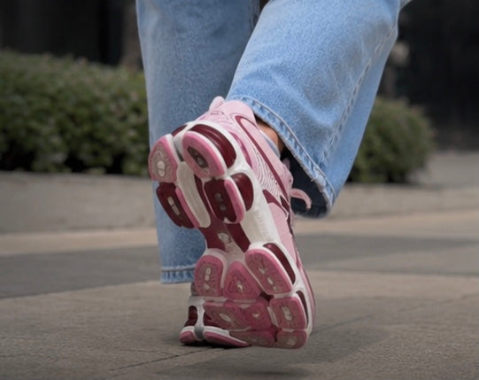 Tênis New Balance 2000 Mt Rosado Moderno y Cómodo